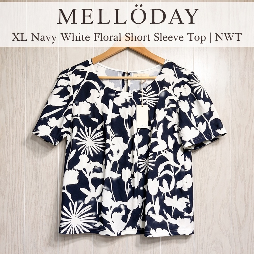 Melloday XL Navy White Floral Short Sleeve Top NWT